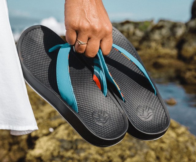 Freewaters women's hot sale flip flops