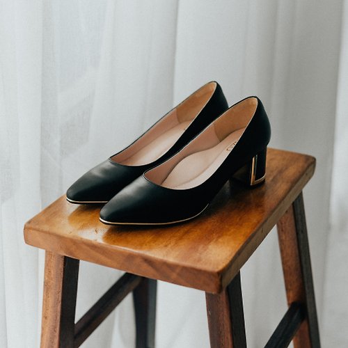 Keizu 好鞋好設計 五公分簡約金屬勾線真皮跟鞋 | 黑 | 台灣真皮手工鞋MIT