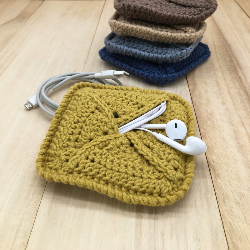 Olive Green Personal Pouch - Hand Crochet Multipurpose Mini Pouch / Bag - 化妝包/收納袋 - 棉．麻 綠色