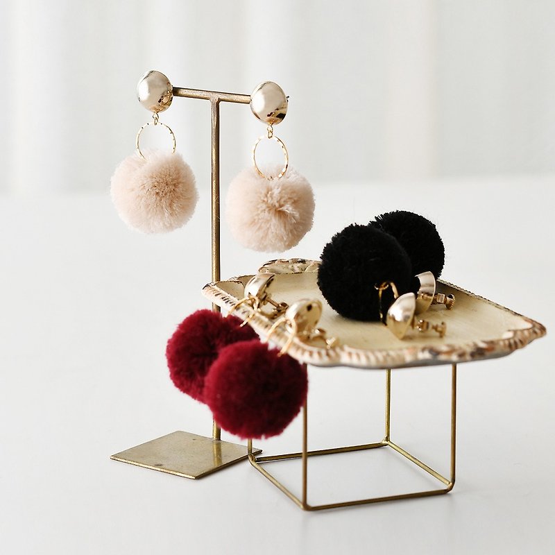 Pompon tassel earrings/Gold dome - Earrings & Clip-ons - Wool Gold