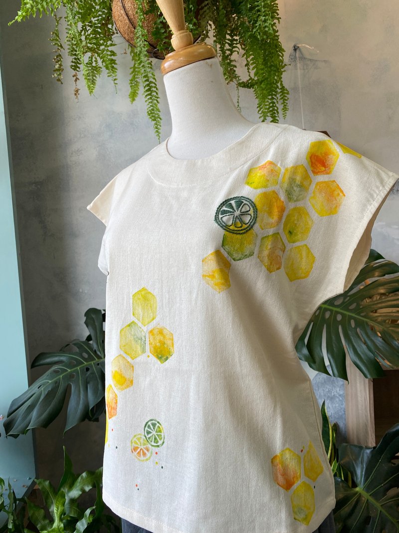 Summer Honey Lemon Flavor 100% Cotton Round Neck French Short Sleeve Top Exclusively Handmade Design - เสื้อผู้หญิง - ผ้าฝ้าย/ผ้าลินิน ขาว