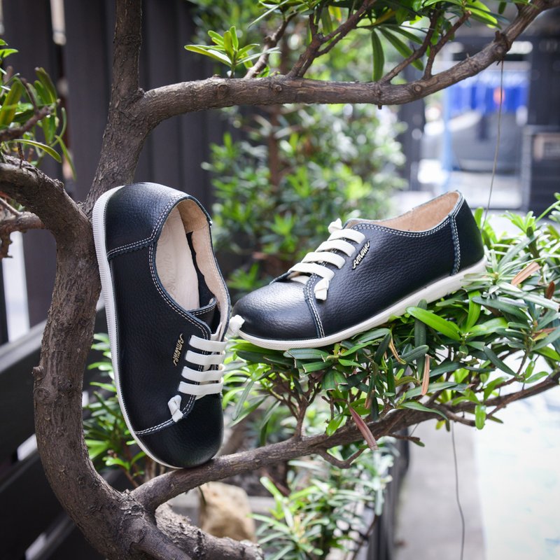 [Wide-foot friendly] MIT comfortable steamed bun shoes. Genuine Leather. Calf blue 2818 - รองเท้าลำลองผู้หญิง - หนังแท้ สีน้ำเงิน