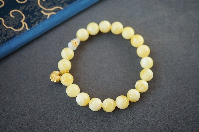 9mm natural raw mineral white flower Wax and field jade gourd design single circle bracelet handheld s - Bracelets - Semi-Precious Stones Yellow
