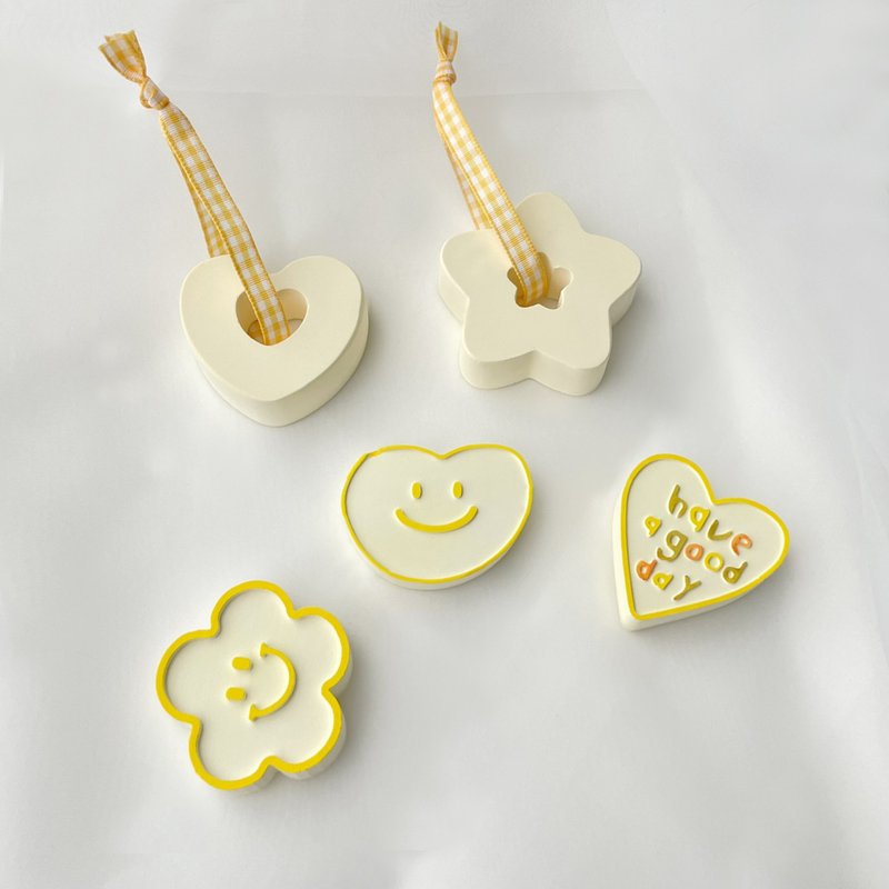 [Life style] Xiaju tender yellow fragrance magnet # diffuser Stone# table small things # wedding small things - น้ำหอม - วัสดุอื่นๆ สีเหลือง