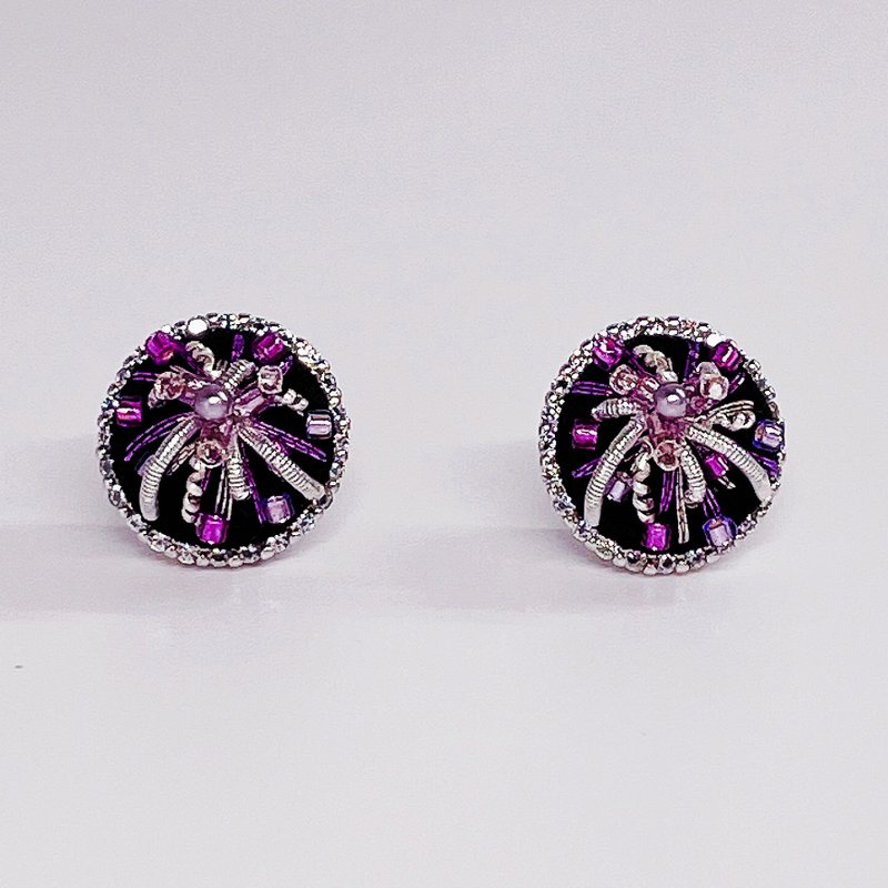 織妍CHIYEN 優雅圓舞曲耳環 - 耳環/耳夾 - 繡線 紅色