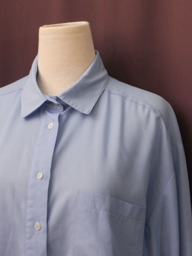 Vintage European Simple Plain Powder Blue Loose Long Sleeve Vintage Shirt Vintage Blouse - Women's Shirts - Cotton & Hemp Blue