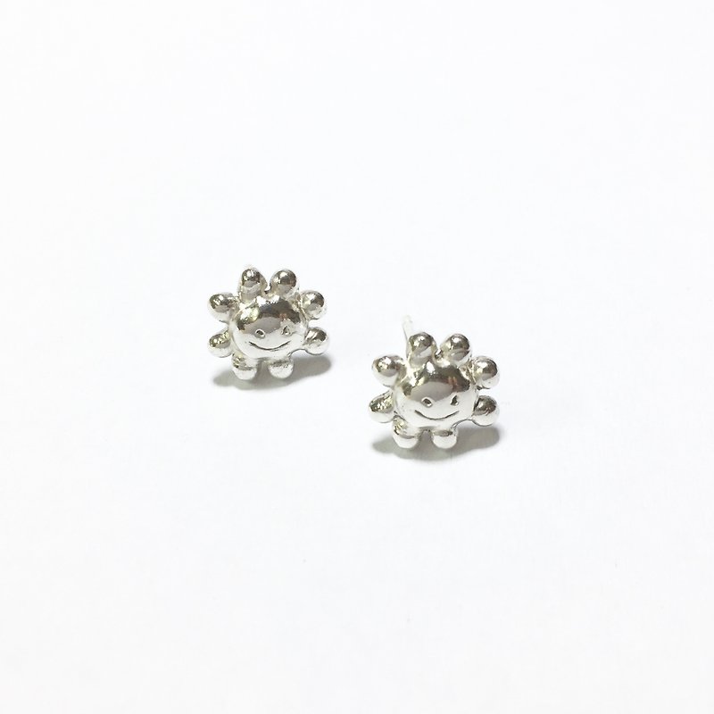 925 Sterling Silver Smile Little Flower Ear Earrings / Earrings - ต่างหู - โลหะ สีเงิน