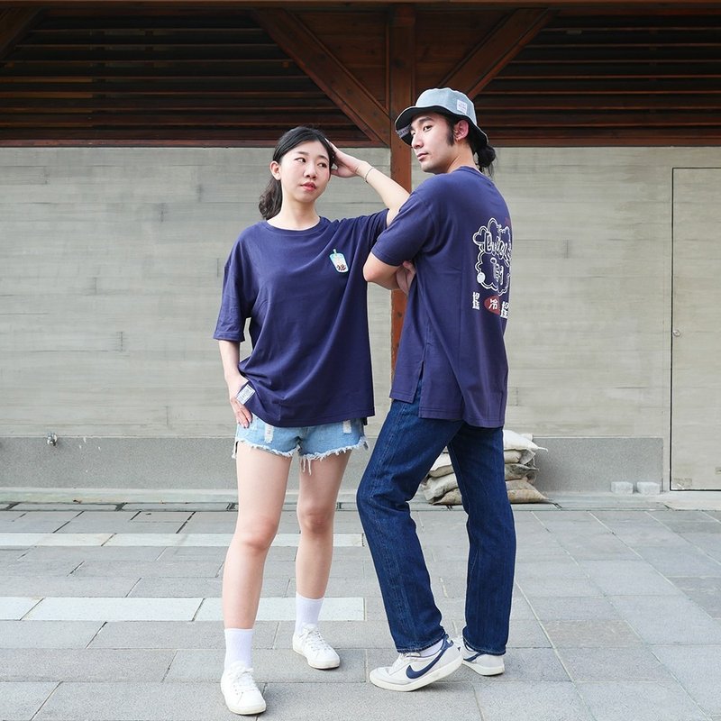 Retro T shirt - Bubble Tea (Navy Blue) - เสื้อยืดผู้ชาย - ผ้าฝ้าย/ผ้าลินิน สีน้ำเงิน