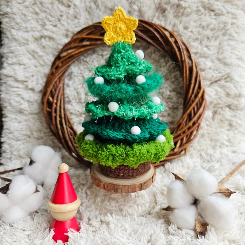 Handwoven Christmas Tree - Classic Green - ของวางตกแต่ง - ผ้าฝ้าย/ผ้าลินิน สีเขียว