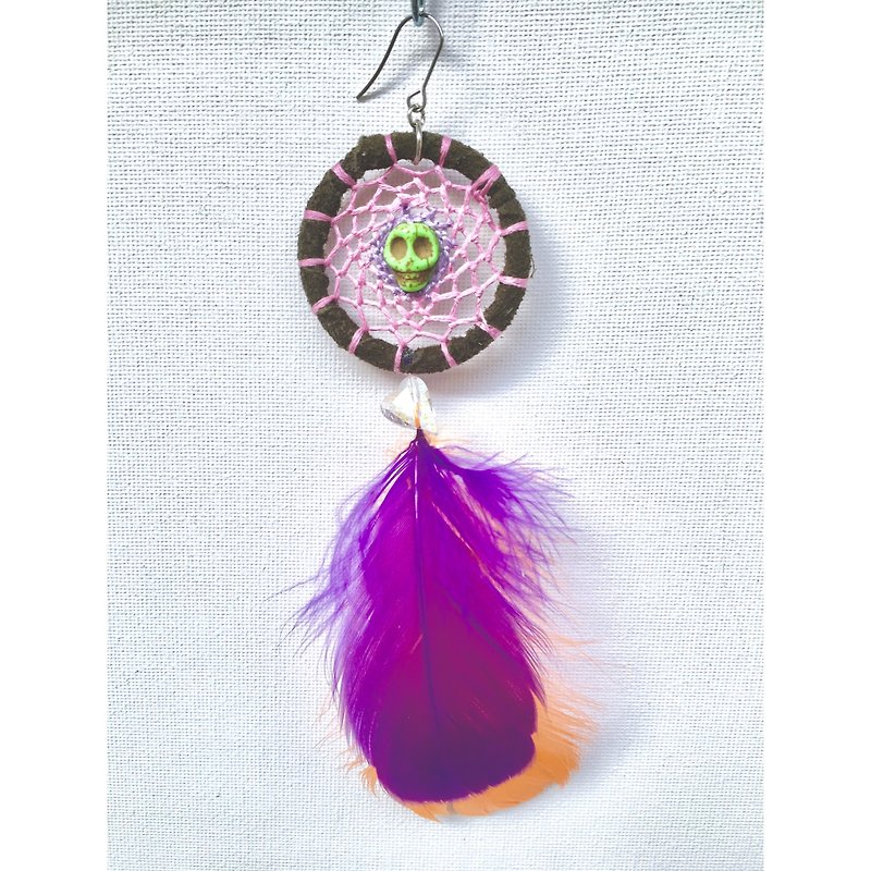 Fall in love with changing skull dream catcher earrings (one) - Earrings & Clip-ons - Other Materials Purple