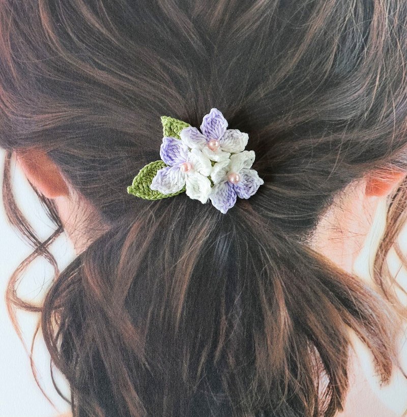 Lilac / Sakura Hair Tie/Clip/Hoop Hand-Crocheted/Japan yarn//Swarovski pearl - เครื่องประดับผม - ผ้าฝ้าย/ผ้าลินิน สีม่วง