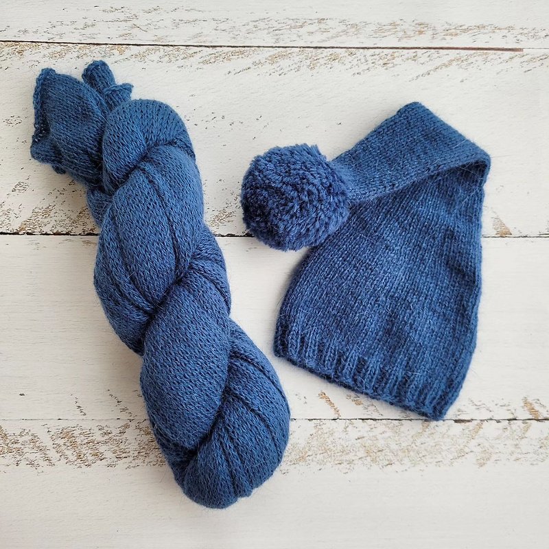 Blue Newborn Sleepy Cap pompom with Wrap, Knitted Photo Props - เครื่องประดับ - ขนแกะ สีน้ำเงิน
