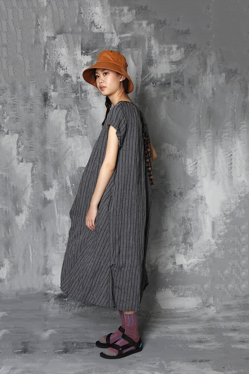 Bark_back straps striped three-dimensional dress - One Piece Dresses - Linen Gray