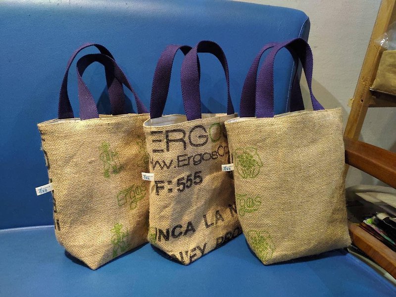 coffee linen tote bag - กระเป๋าถือ - ผ้าฝ้าย/ผ้าลินิน สีนำ้ตาล