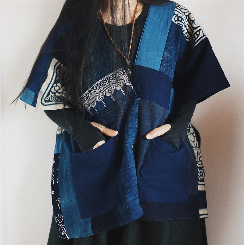 Navy blue clip valgu cloth indigo plant dyed hand-woven shawl-style top neck scarf jacket - Women's Casual & Functional Jackets - Cotton & Hemp Blue
