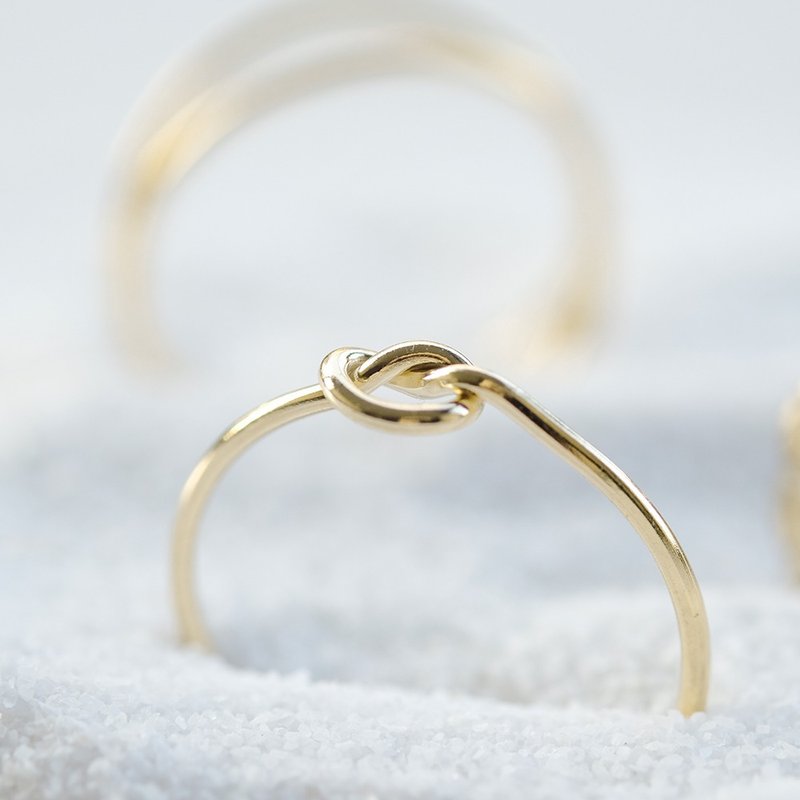 Love Kink Ring Simple Gift for Girls 14K Gold Filled with Gold and Washable - แหวนทั่วไป - เครื่องประดับพลอย สีเหลือง