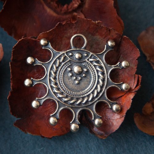 NorthernPath Devana sun slavic pendant. Sun leather necklace. Female amulet jewelry. Pagan
