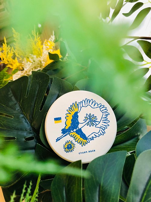 卷卷製造所._. 無聲的戰爭與和平-烏克蘭向日葵白鸛送子鳥-插畫硅藻土吸水杯墊