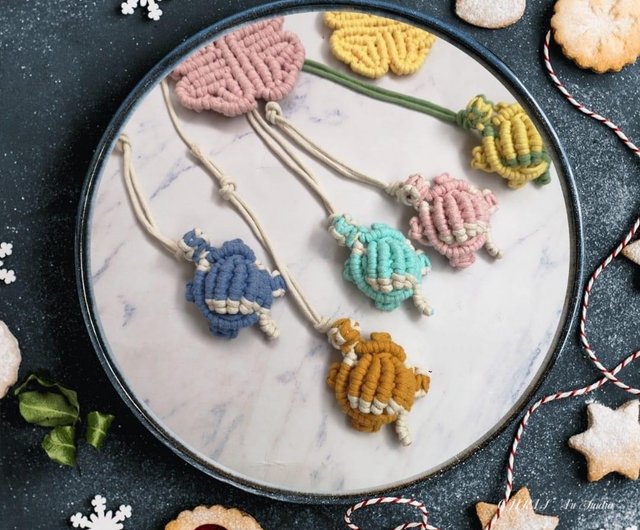 Unrivale Hand-woven key ring ornaments [Macrame keychain] - Shop CHRIS Art  Studio Keychains - Pinkoi, chanel bag ornaments