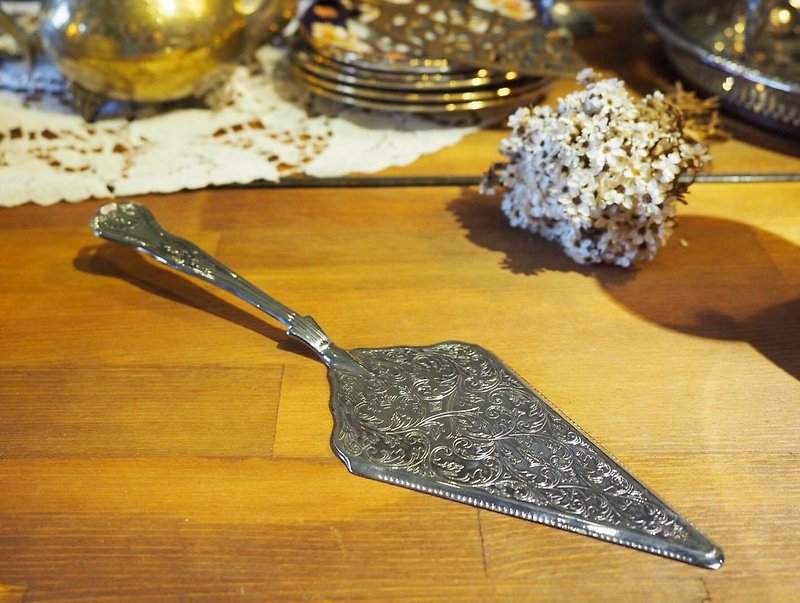 British silver plated shovel cake (pie) & knife - ช้อนส้อม - โลหะ หลากหลายสี