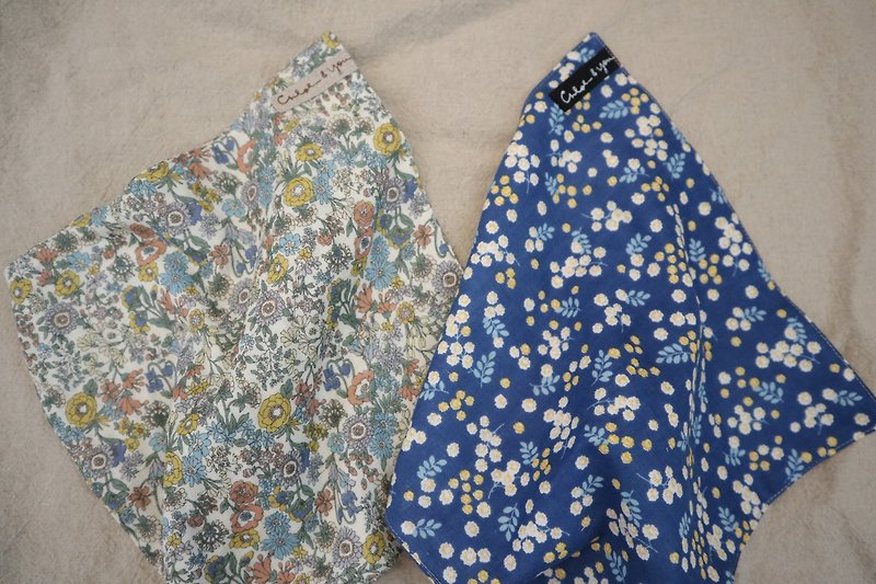 二重紗手帕 (淡雅花朵) (藍夜繁花 售完) - 手帕 - 棉．麻 