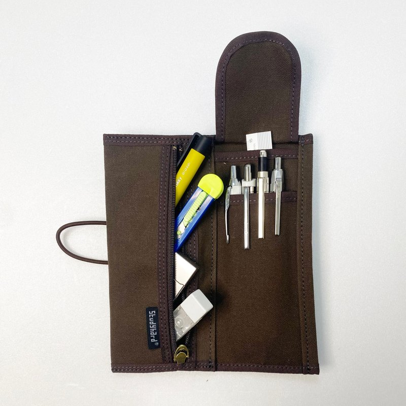 二つ折りペンケース　ミニマムコンパクトサイズ - 鉛筆盒/筆袋 - 棉．麻 咖啡色