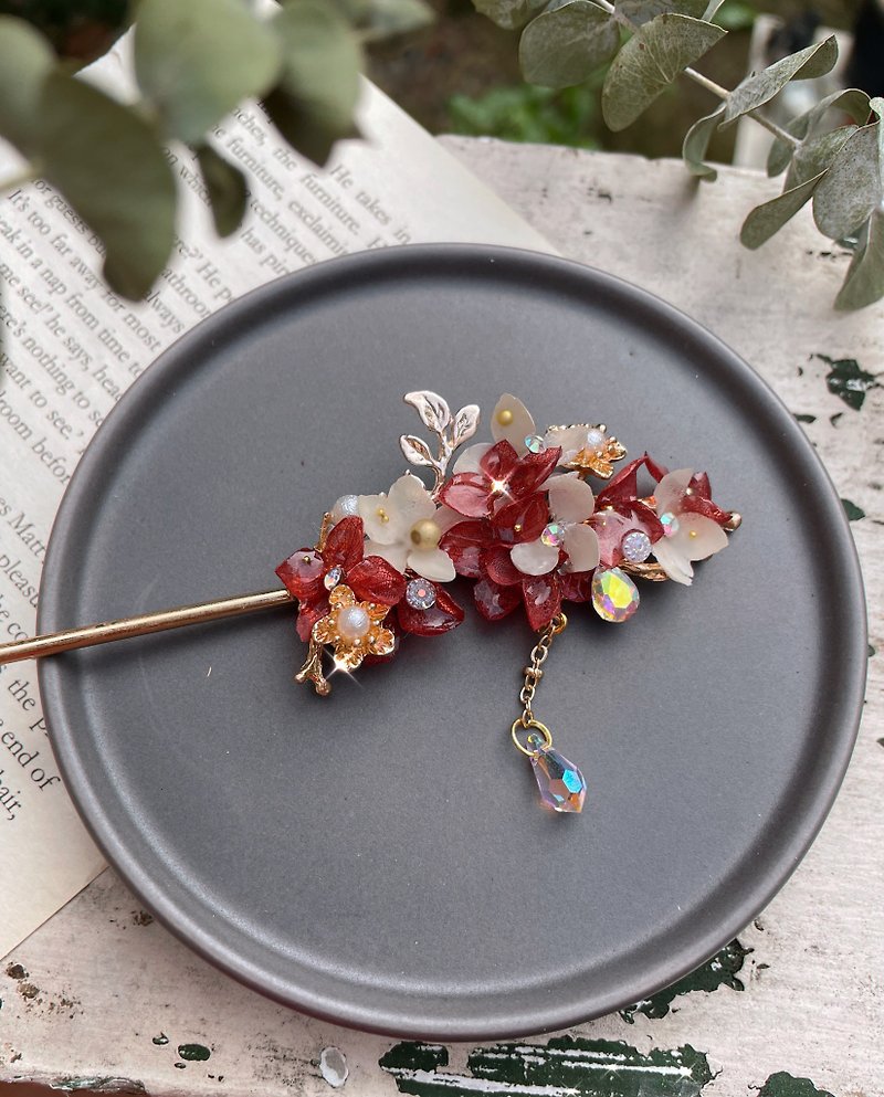 Enchanted - Red wine Hydrangea hair stick with Swarovski crystal