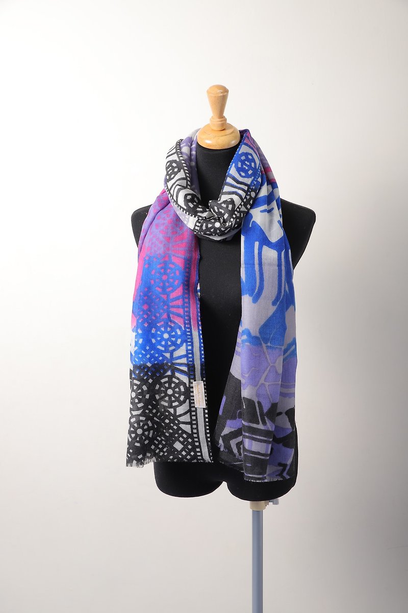 [Autumn and winter new fashion] Kashmir wool scarf shawl thin ring velvet dark blue rose red totem - Knit Scarves & Wraps - Wool Multicolor