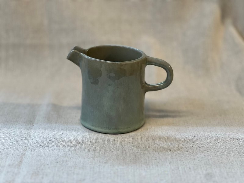 手捏青瓷小茶海 - 茶壺/茶杯/茶具 - 陶 綠色