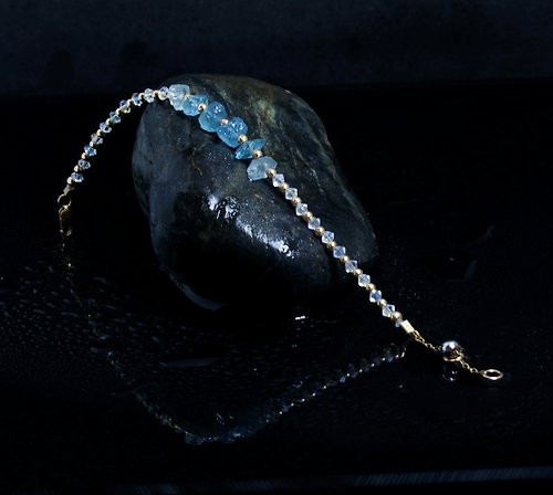 BNA Jewelry 曰本 Cenfill 鋼絲 海藍寶原礦 14K包金 GF Swarovski 水晶手鍊