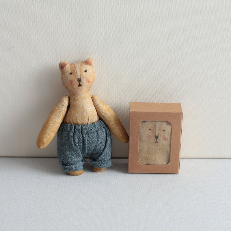 棉．麻 編織/刺繡/羊毛氈/縫紉 - 熊玩偶手作材料包－小小熊