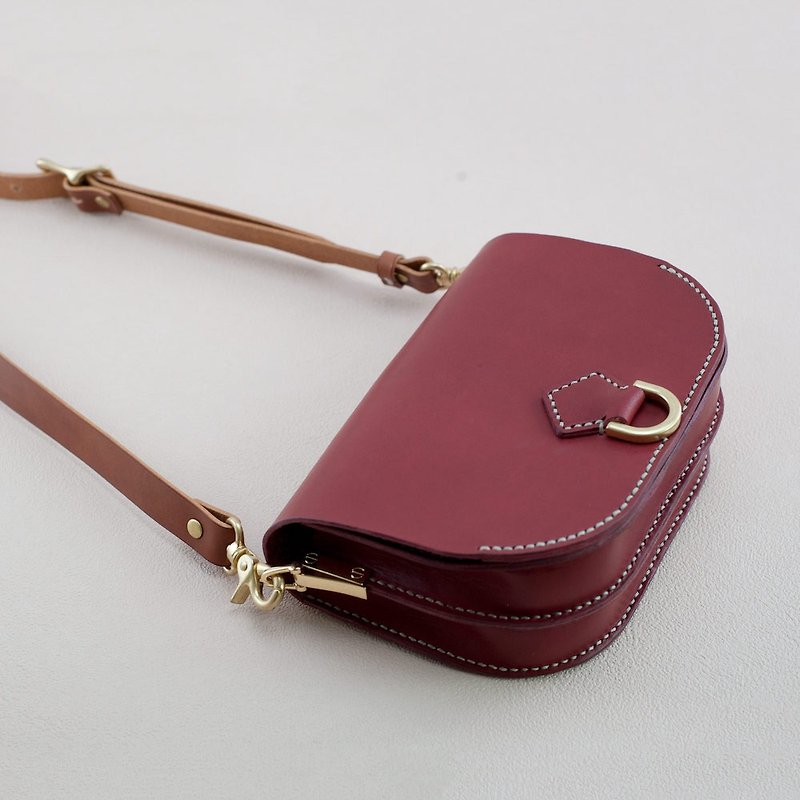Genuine Leather Waist Bag - กระเป๋าแมสเซนเจอร์ - หนังแท้ สีแดง