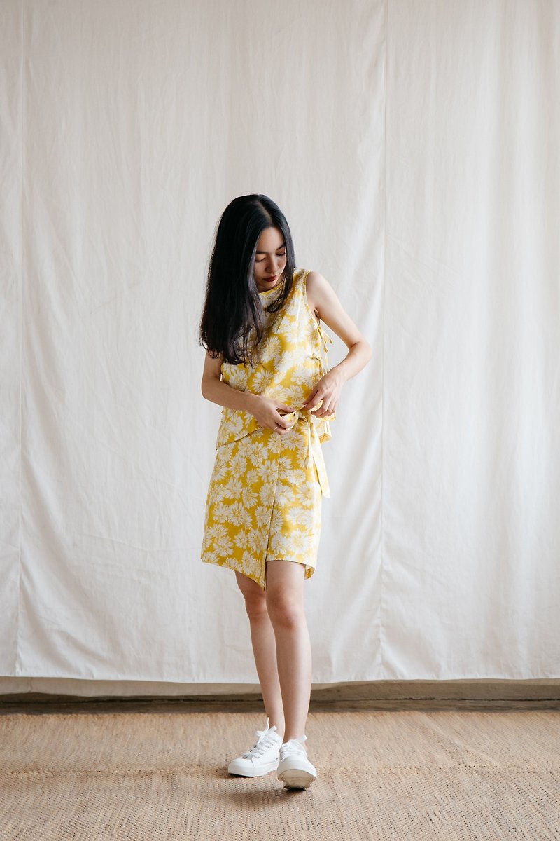 Wrap skirt shorts in Yellow Blossom (Limited) - Skirts - Cotton & Hemp Yellow