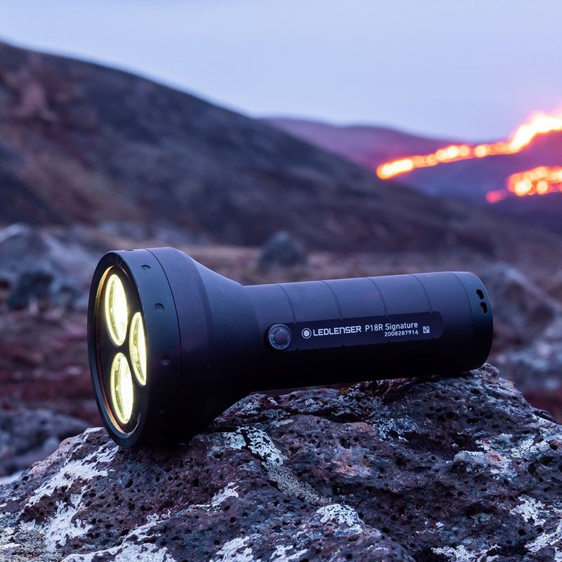 德國Ledlenser P18R Signature 充電式伸縮調焦手電筒 - 露營用品 - 鋁合金 