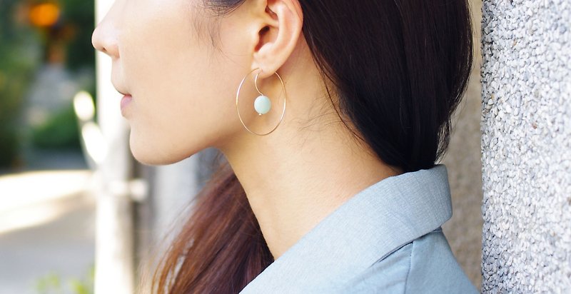 14K alloy Tianhe stone earrings WAVE SWIRL - ต่างหู - โลหะ สีทอง