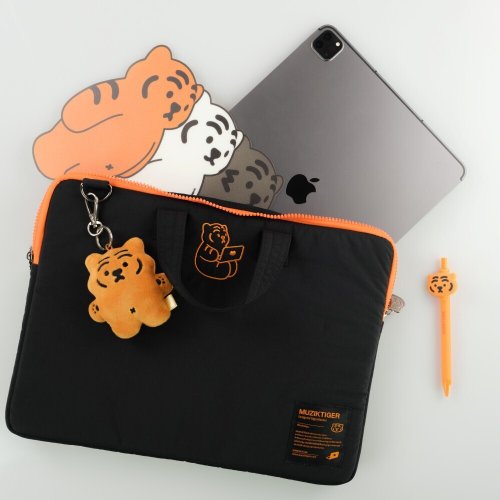 Sitting Tiger Laptop / Tablet Pouch 9.7-11インチ Sitting Tiger Laptop / Tablet Pouch 9.7-11インチ (MUZIK