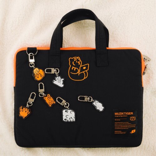Sitting Tiger Laptop / Tablet Pouch 12-14インチ Sitting Tiger Laptop / Tablet Pouch 12-14インチ (MUZIK TIGER
