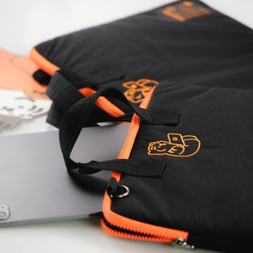 【MUZIK TIGER】Laptop/Tablet Pouch★Hug Tiger [15-16inch] MUZIK TIGER Hug Tiger Laptop Tablet Pouch Sleeve Official