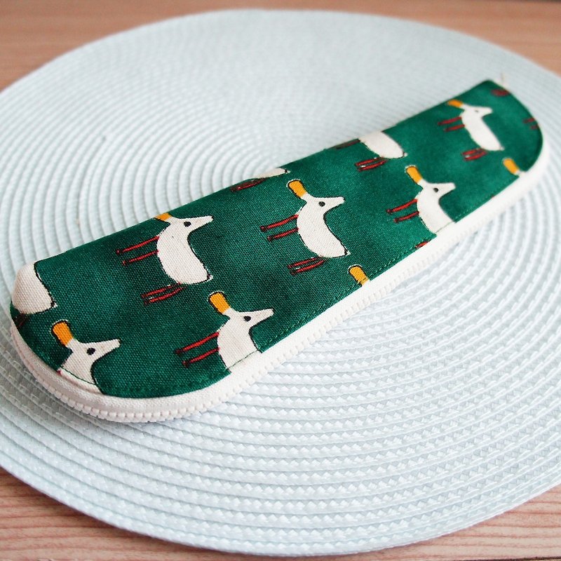 Lovely [Japan cloth] four-foot duck cutlery bag, pencil, green, 23-24 cm chopsticks available - ตะเกียบ - ผ้าฝ้าย/ผ้าลินิน สีเขียว