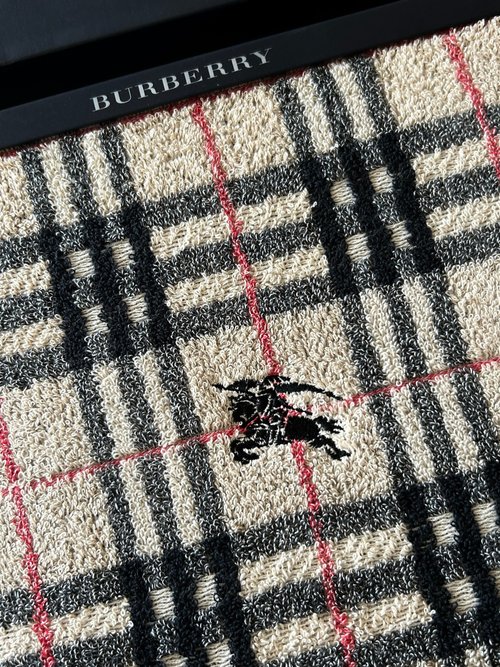 BURBERRY チェック柄 バスタオル 60x120cm 新品未使用】BURBERRY バーバリー バスタオル｜Yahoo!フリマ（旧