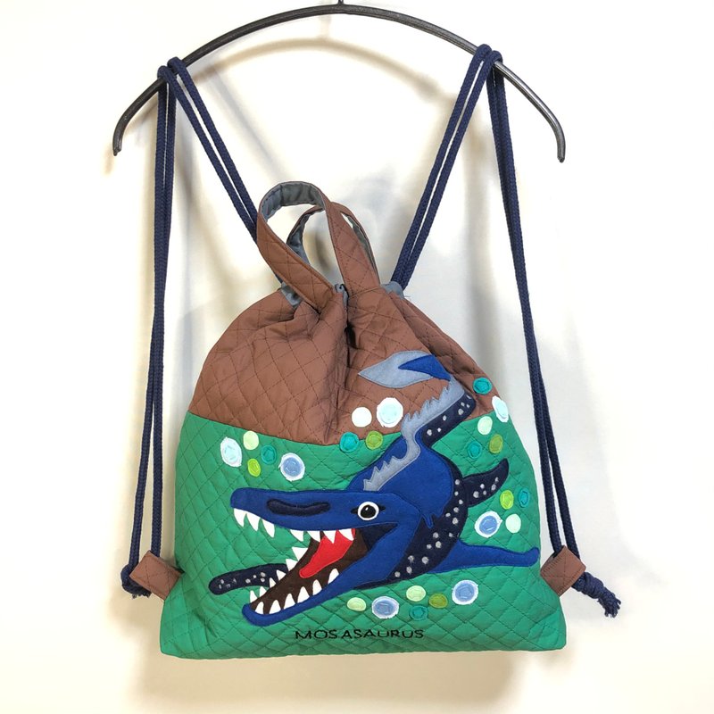 Backpack - Mosasaurus Quilting Bag (Brown/Green) - อื่นๆ - ผ้าฝ้าย/ผ้าลินิน สีเขียว