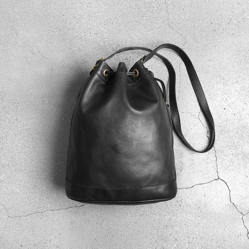 Longchamp 黑色水桶包 / Vintage 古著 / 台北古著店 - 其他 - 真皮 黑色
