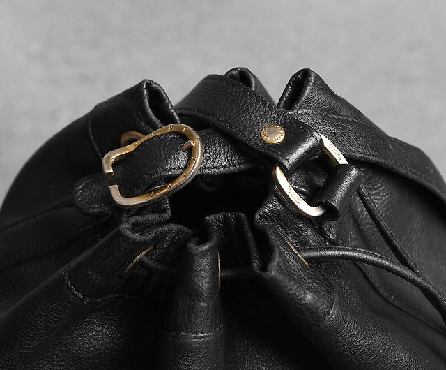 Longchamp Vintage Drawstring Leather Purse
