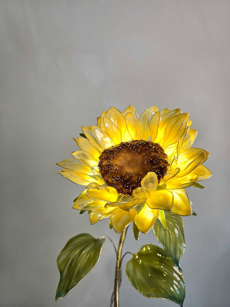 向日葵 • 沾浸藝術花燈 【閒逛花間系列】小夜燈。生日禮物 - 燈具/燈飾 - 樹脂 