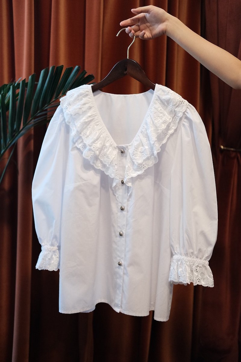 vintage double embroidered lotus leaf shirt vintage French shirt - Women's Shirts - Cotton & Hemp 