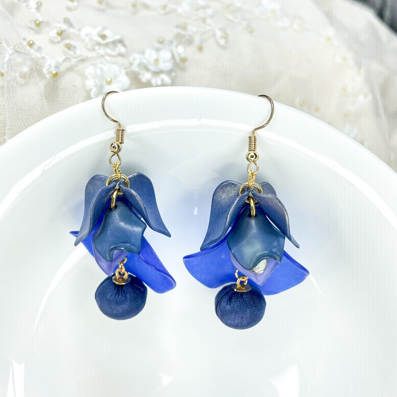 Delicate Spring Flower Series-Blue Cave - Earrings & Clip-ons - Resin Blue