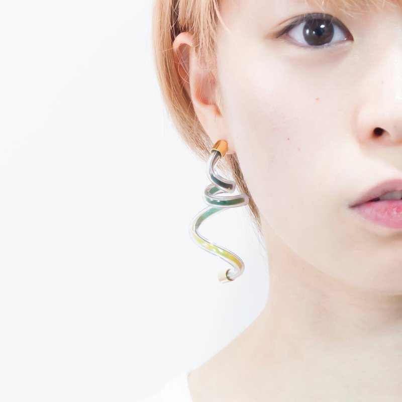 kuru-kuru Earrings / Clip-On(Peter Pan) - ต่างหู - วัสดุอื่นๆ สีเขียว