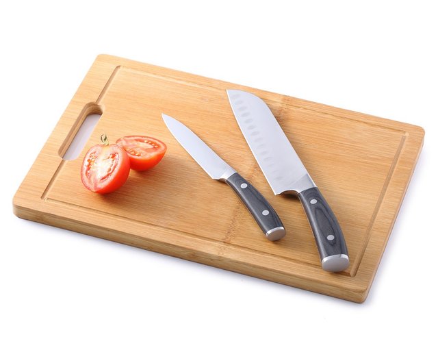 HOLA high-density wood fiber grooved anti-slip cutting board M size - Shop  hola-testritegroup Serving Trays & Cutting Boards - Pinkoi