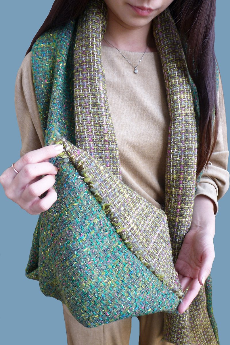 Good friends in winter - stitching wool scarf with sharp corners - Scarves - Wool Multicolor