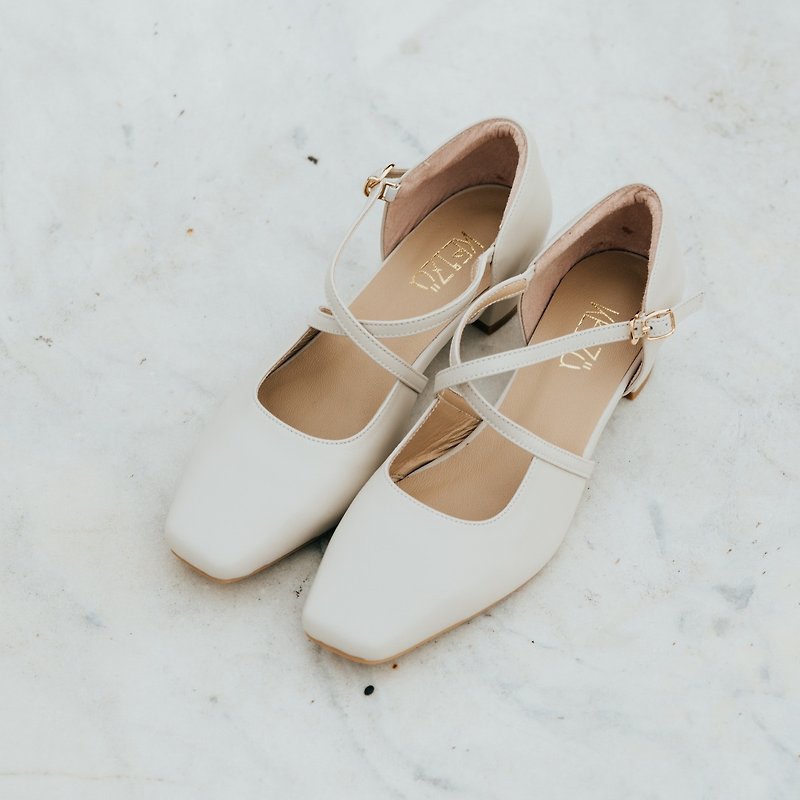 Lambskin cross-lace 3.5 cm low heels | Off-white - High Heels - Genuine Leather White